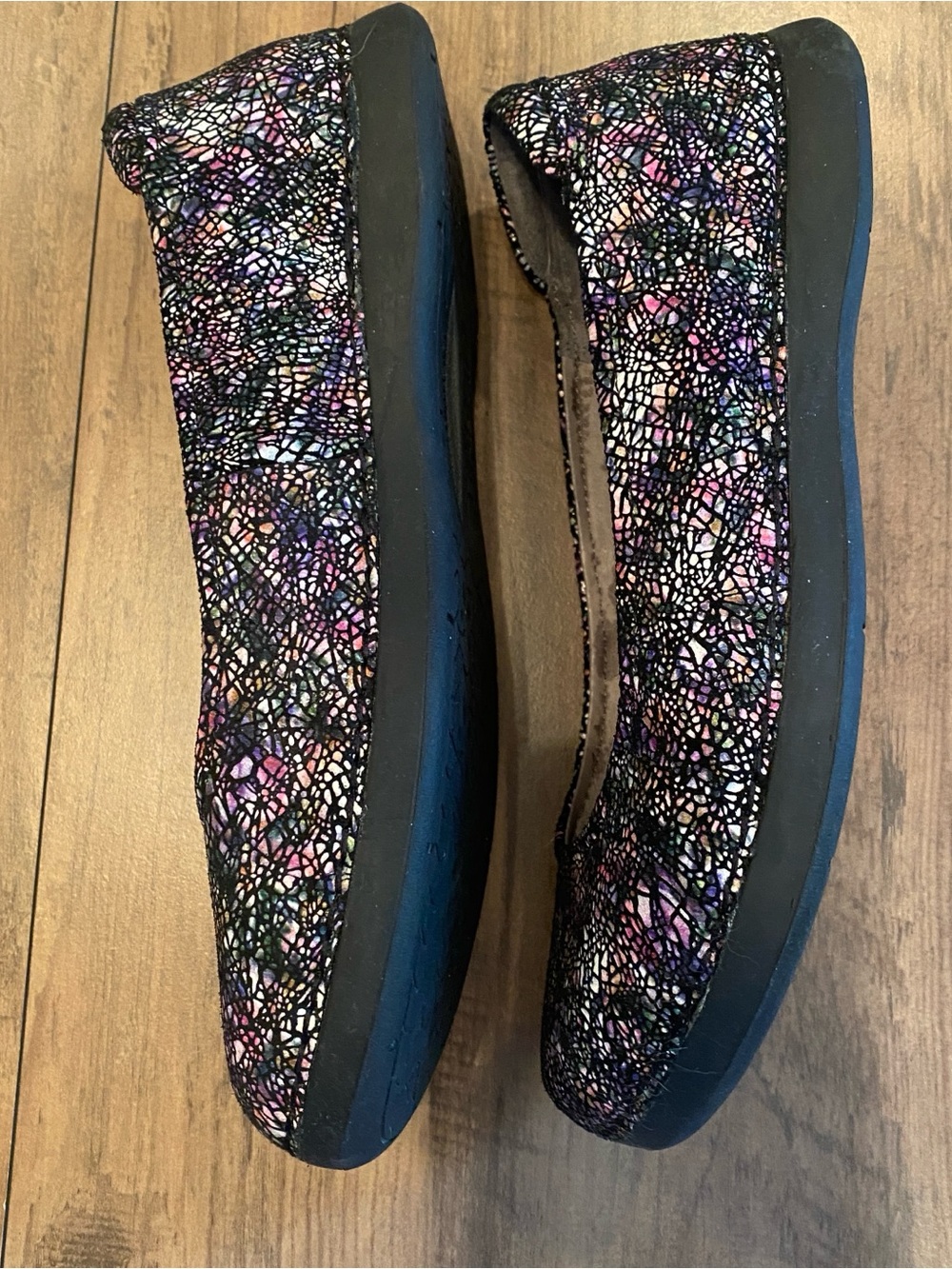 Alegria • Petal Fractually • Multicolor Crackle Ballet Flats • Size 9.5 - Picture 5 of 11